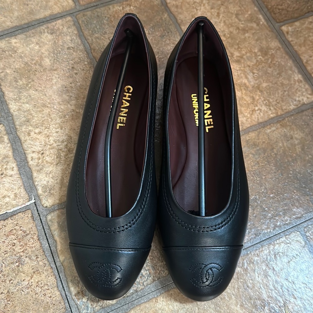 Chanel Uniform Flats with Logo 36.5